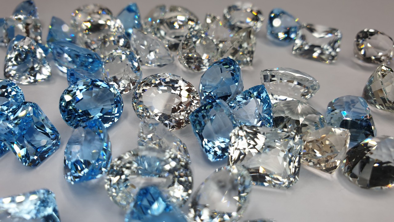 Carat kim cương là gì? Quy đổi carat - Blog Tahigems