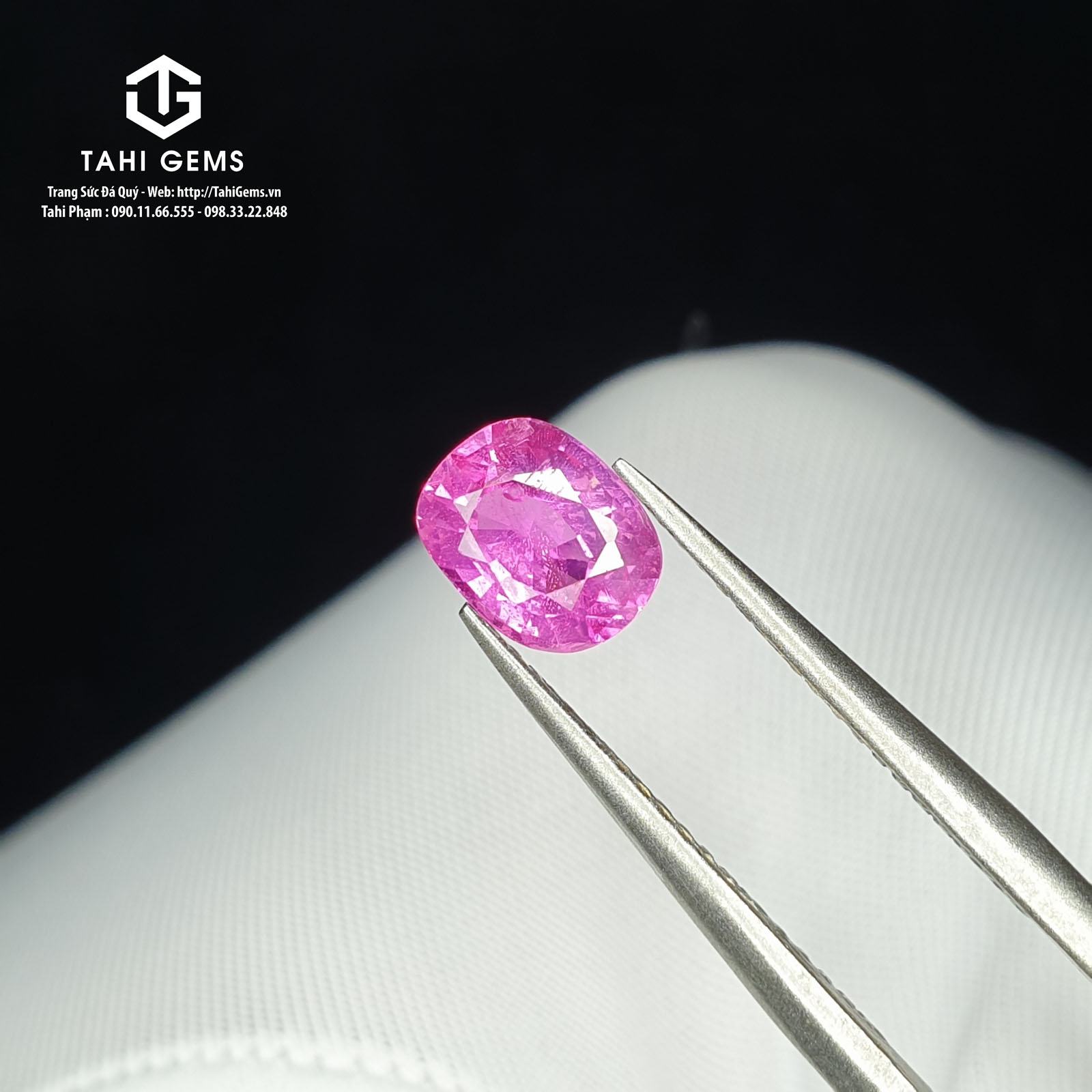 Tahi 12008 – Natural pink Sapphire