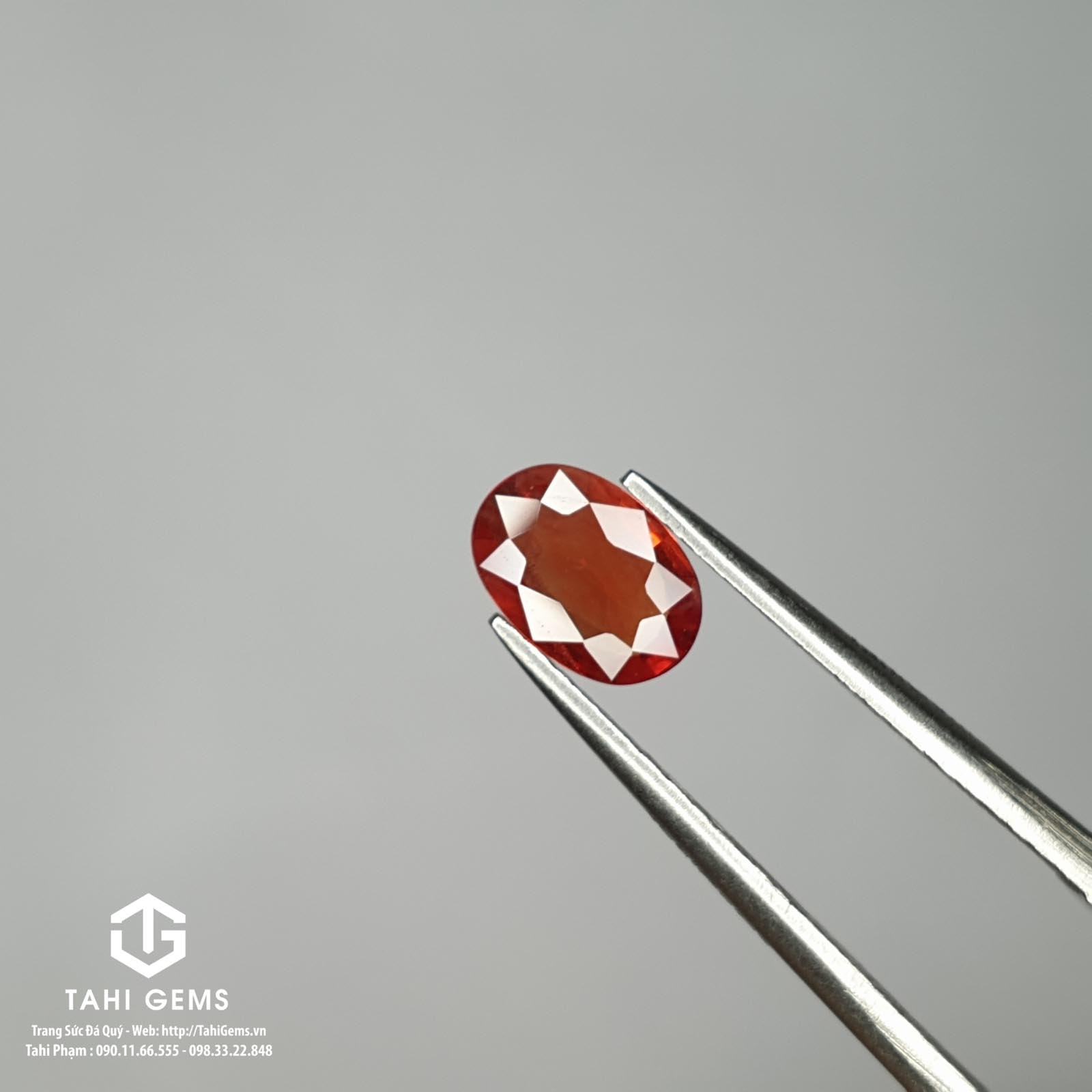 Tahi 9552 – đá quý saphia đỏ hồng hình ovan H24-T2